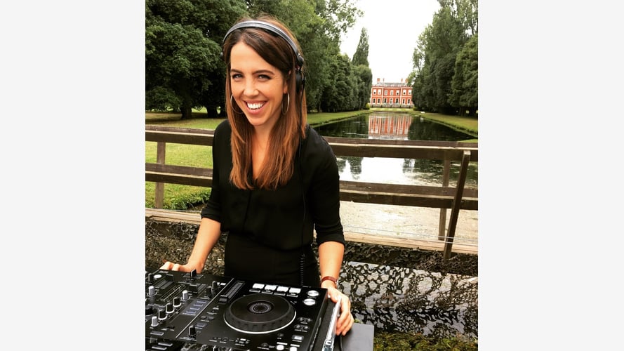DJ Laura