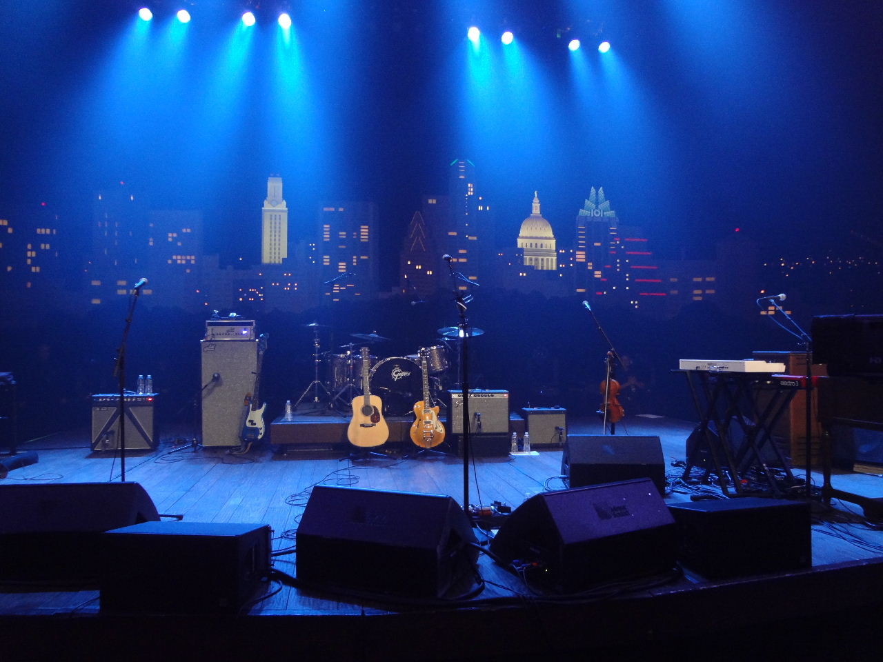 Practical Advice for Booking a Wedding Band in 2015