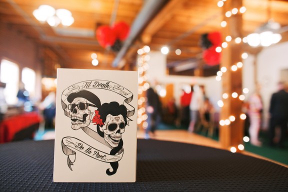 Throwing The Perfect Rock N Roll Summer Wedding Rock And Roll Wedding