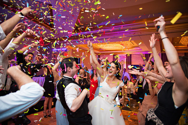 Wedding-Party-at-Recpetion-with-Confetti