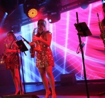 Girls On Sax
