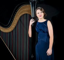 Rhia The North West Harpist