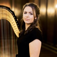 Rhia The North West Harpist