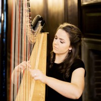 Rhia The North West Harpist