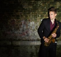Dan - Sax Player & DJ