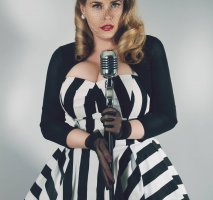 Vintage Sensation - 50's and 60's Singer