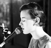 Hannah Sings