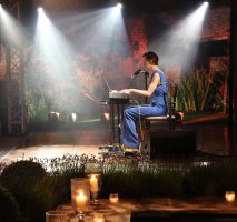Hannah Sings