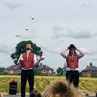 Acrobat Juggling Duo