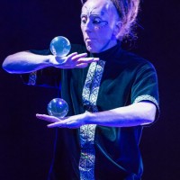 Magic Ball Juggler