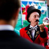 Magic Ball Juggler