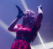Lorena Sings
