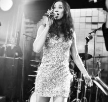 Lorena Sings