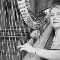 Siona the Somerset Harpist