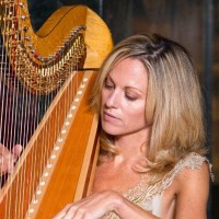 Siobhan The London Harpist