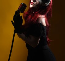 Miss Ruby Rouge - Vintage Singer