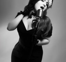 Miss Ruby Rouge - Vintage Singer