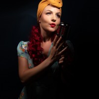 Miss Ruby Rouge - Vintage Singer