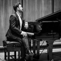 Michael The Pianist