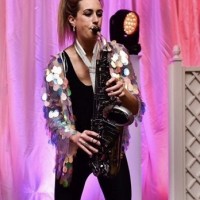 Lizzie Sax