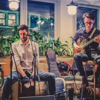 Lively Up Acoustic Duo