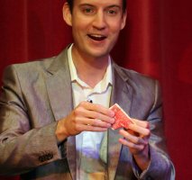 Christopher The Cabaret Magician