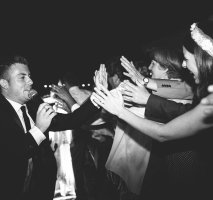 Tom The Swing Singer