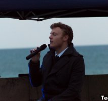 Curtis The Swing Singer