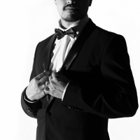 Paul D Magician