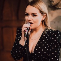 Lorna Sings