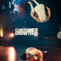 Acro Twist