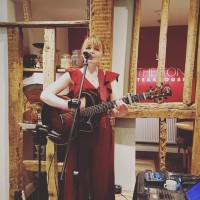Serena Sings