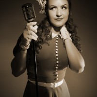 Miss Ruby Rouge - Vintage Singer