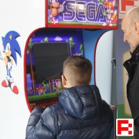 Retro Arcade Gaming