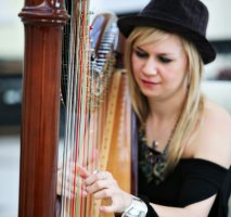 The Oxfordshire Harpist