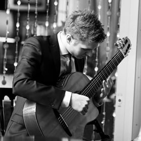 Ed The Classical Guitarist