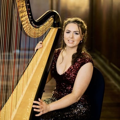 Rhia The North West Harpist