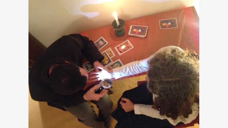 Psychics and Clairvoyants