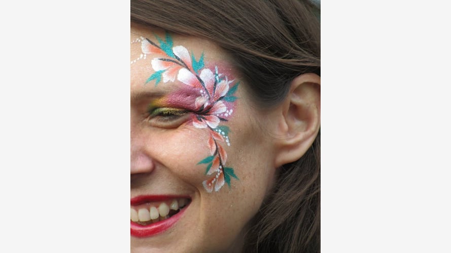 Lisa The Face Painter