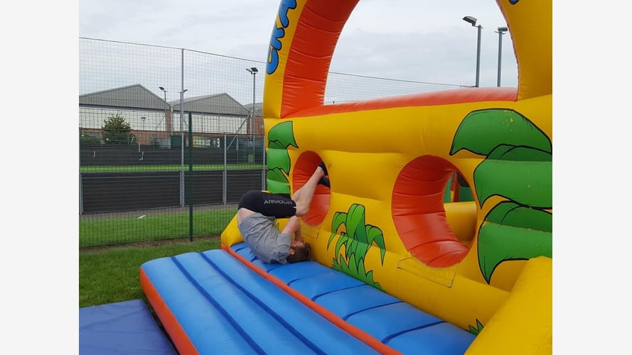 It's A Knockout!