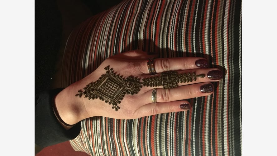 The Henna Artist