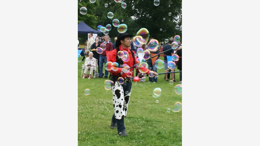 Bubble Performers