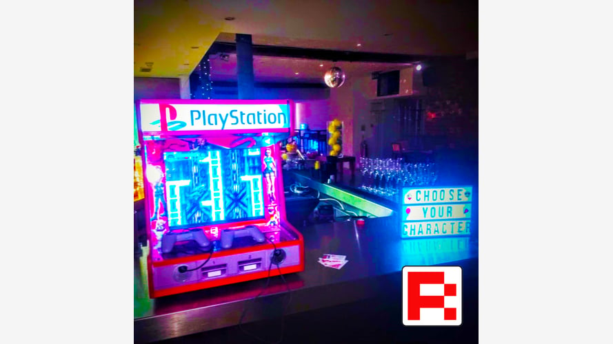 Retro Arcade Gaming
