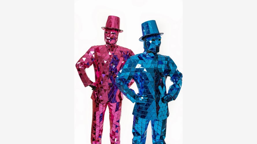 Luxe Mirror Performers