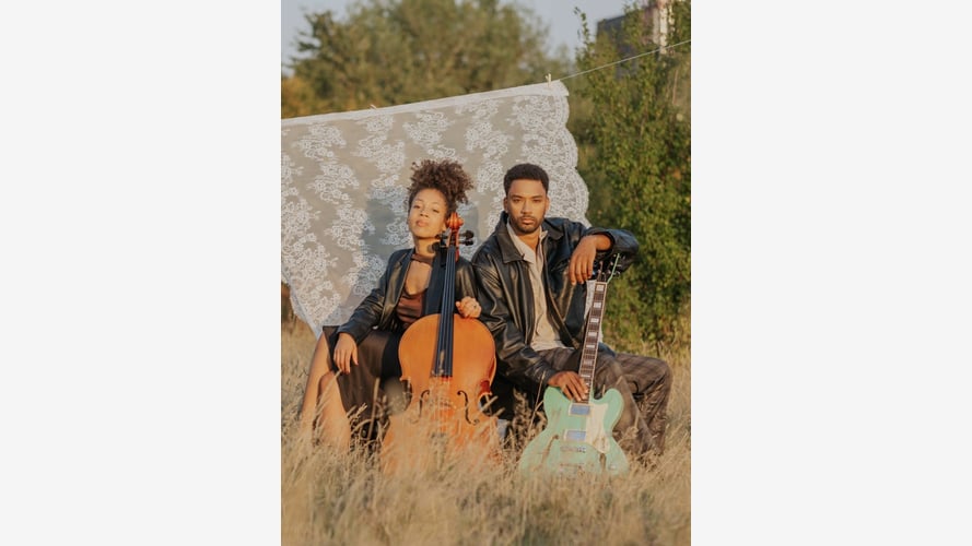 The Horizon Duo